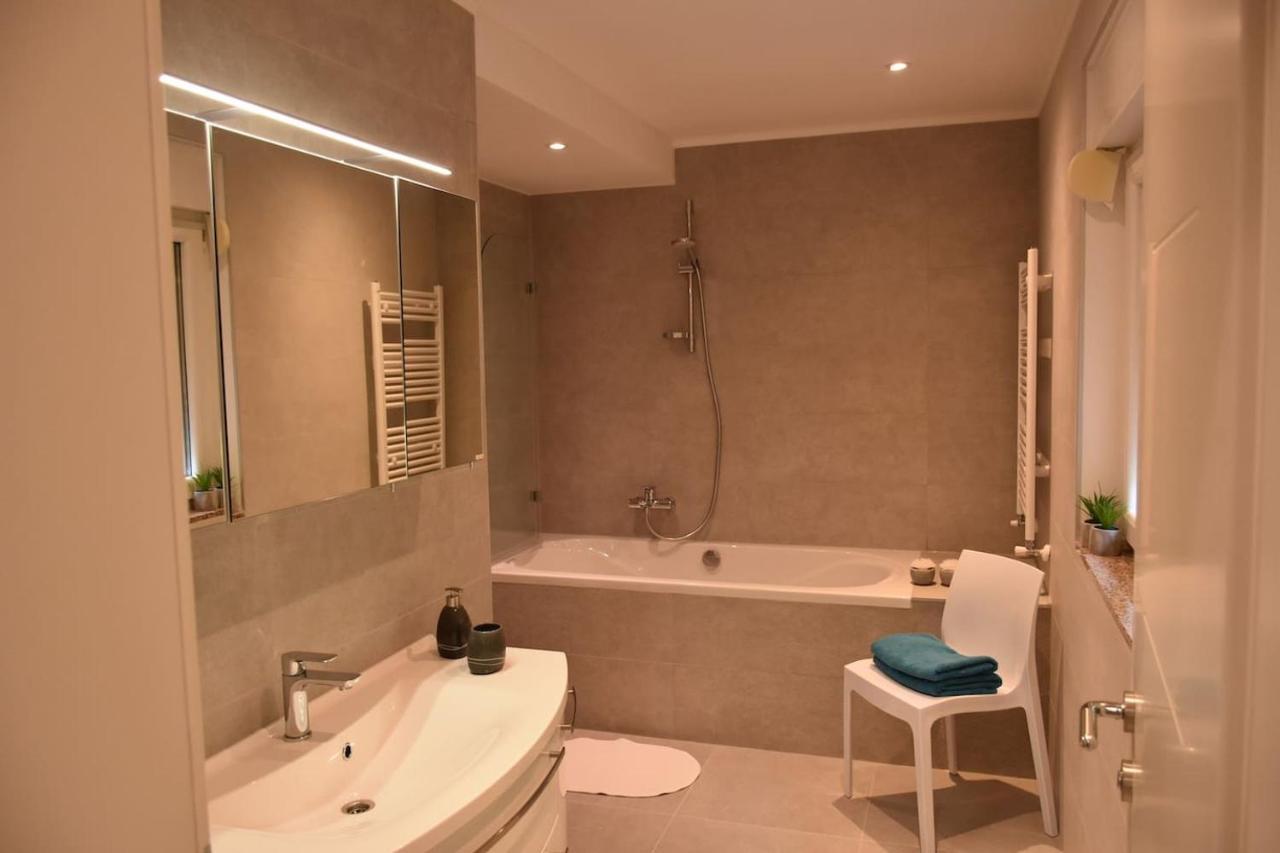 Apartment With Heated Pool, Villa Regina Pula Exterior foto